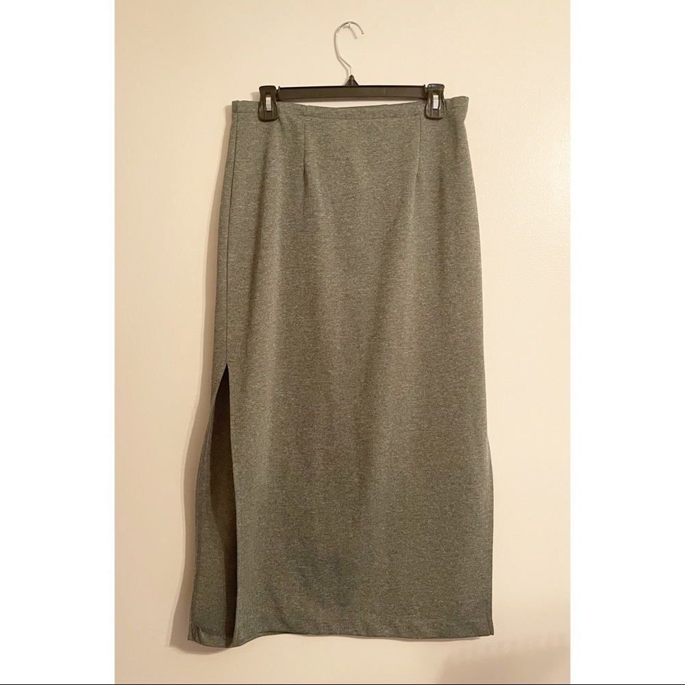 3/$30 Sale+free shipping Gray MIDI Skirt with slit